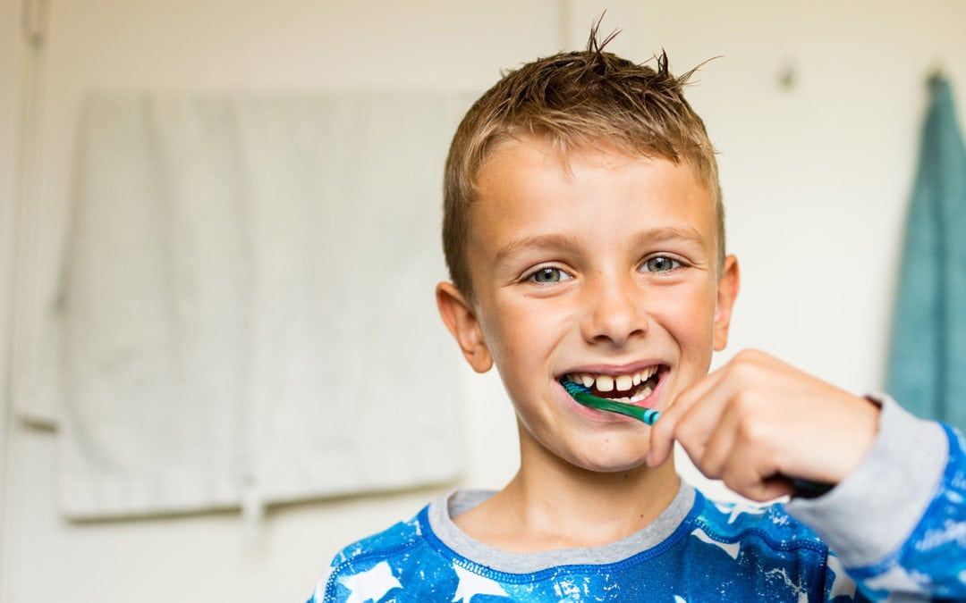 3个简单的牙齿护理江南娱乐官网入口技巧，在新的一年里改善你的整体健康
